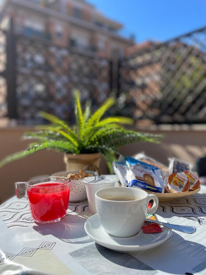 Couette-café Pit Stop Station